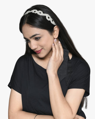 Beautifull Embellished Diamond Cut Belt With Long Satin Ribbons